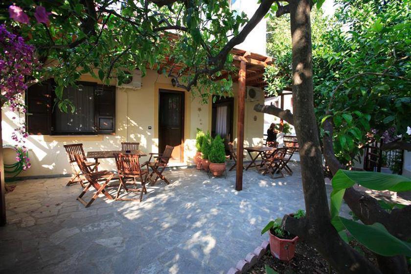 Mirsinia Apartments - Skopelos Loutraki  Exteriör bild